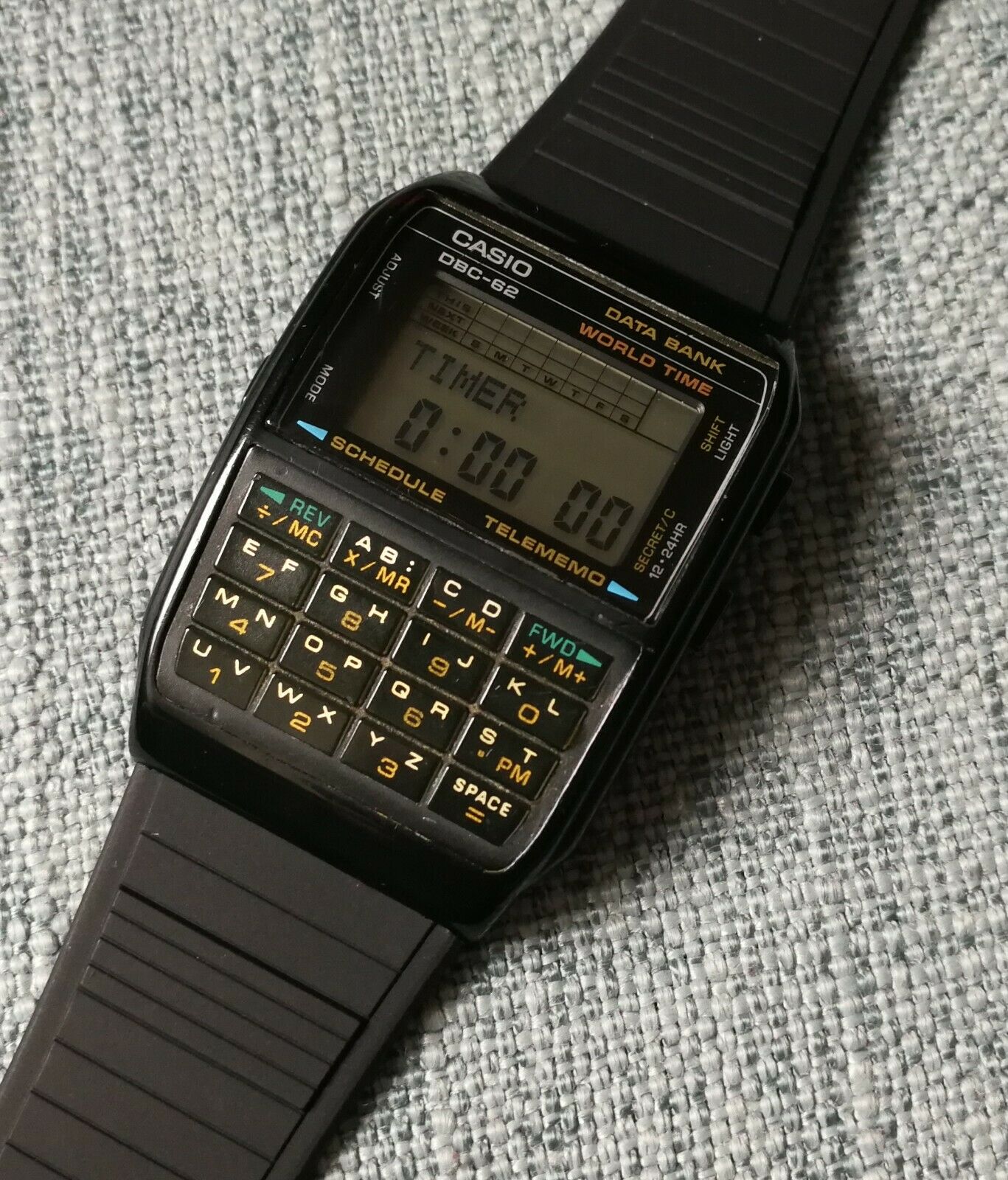 vintage casio dbc-62 databank world time telememo 50 japan lcd