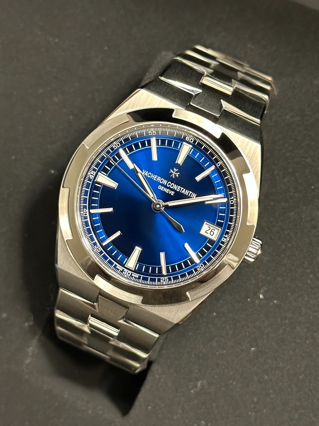 LNIB Feb 2023 Vacheron Constantin Overseas 4500V 4520V Blue