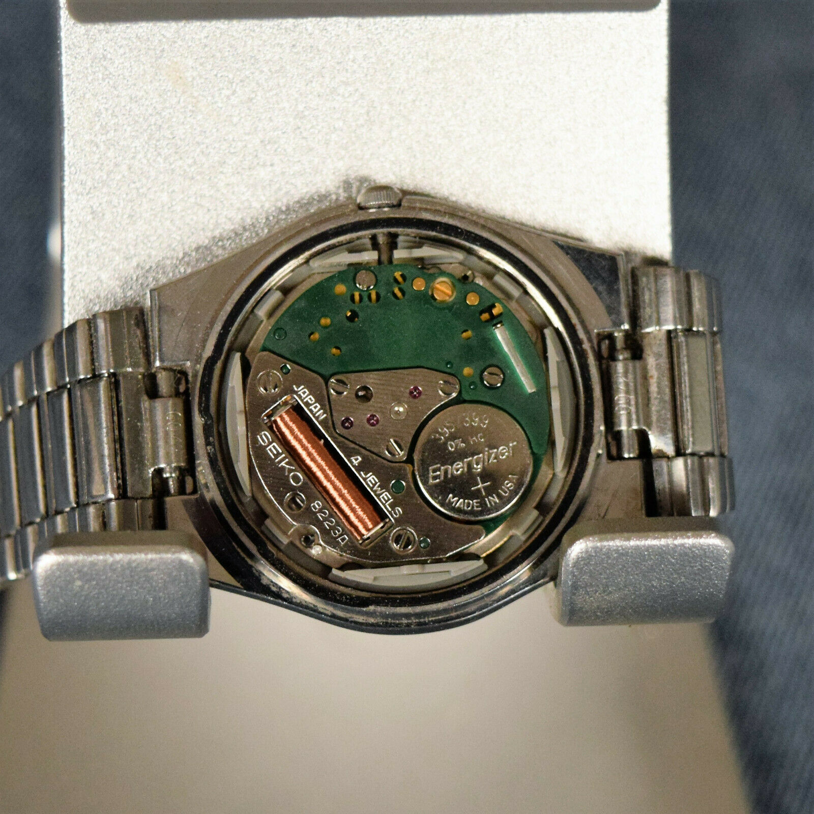 Vintage Seiko 8223-7160 Quartz Watch, Stainless Steel, New Battery |  WatchCharts