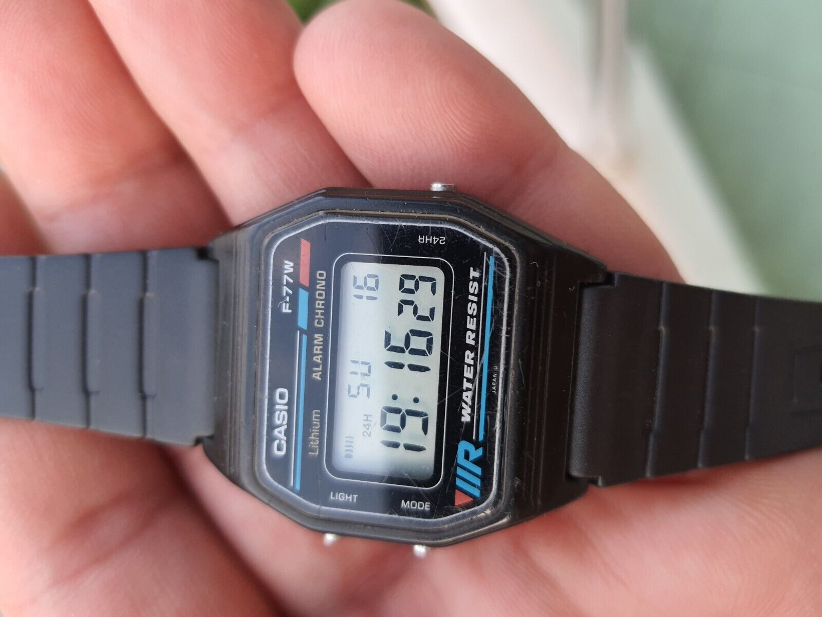 a*w様 CASIO F-77W デジタル腕時計　ビンテージ a*w様 CASIO F-77W デジタル腕時計 ビンテージ RARE Casio