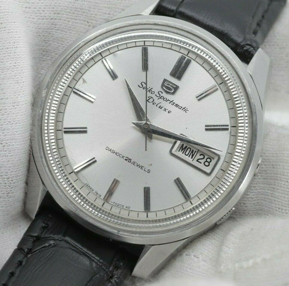 Vintage SEIKO 5 SPORTSMATIC DELUXE 7619-7010 Watch from JAPAN 