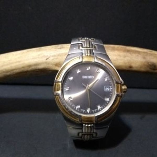 SEIKO Men`s 7N42-0CV0 Two-Tone Vintage Wristwatch | WatchCharts