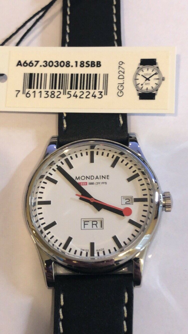 mondaine sport day date