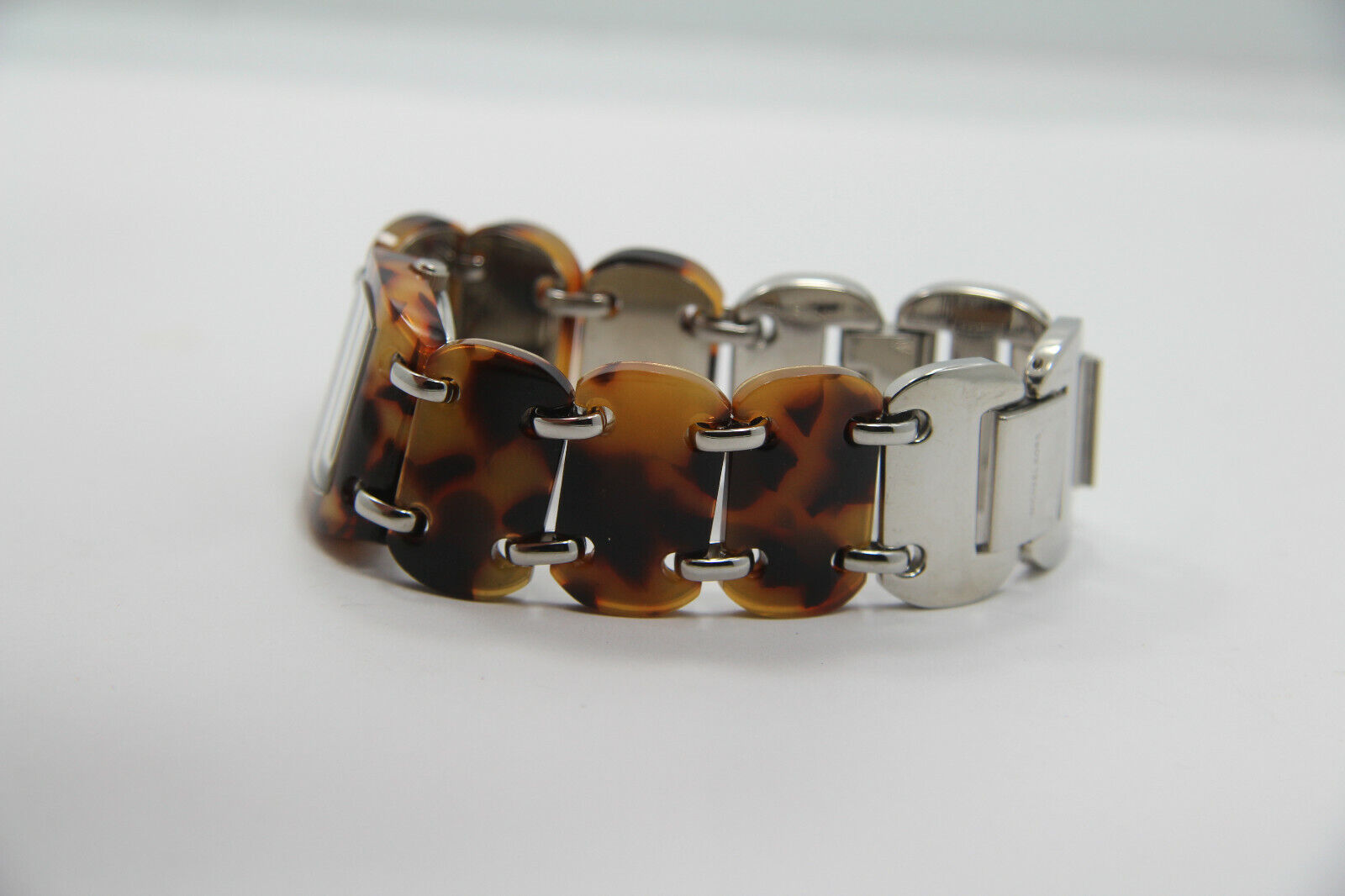 Michael kors tortoise shell on sale bracelet