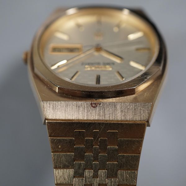 [wts] Vintage 1979 Seiko King Quartz 9923 7010 Gold Toned Textured Dial