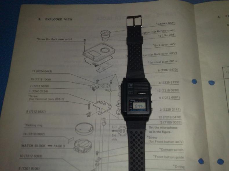 Ultra rare Casio FM transmitter watch TM-100 with Service Ultra rare Casio FM transmitter watch TM-100 with Service