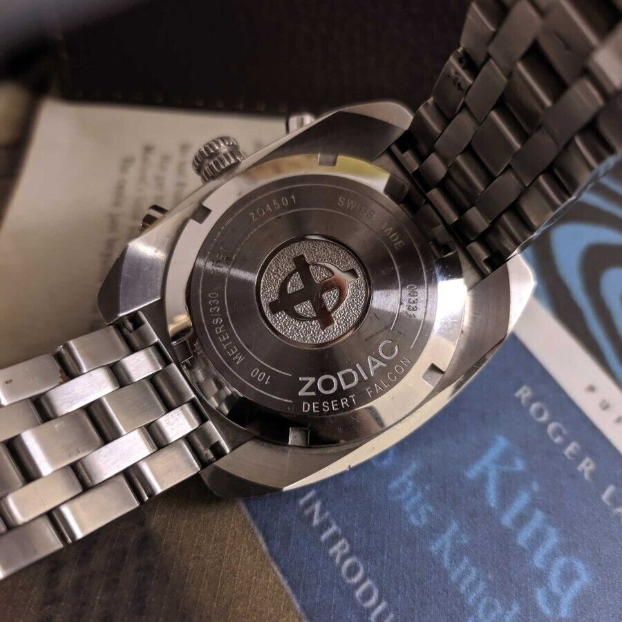 RARE ZODIAC DESERT FALCON Z04501 Chronograph Quartz Swiss Made Men