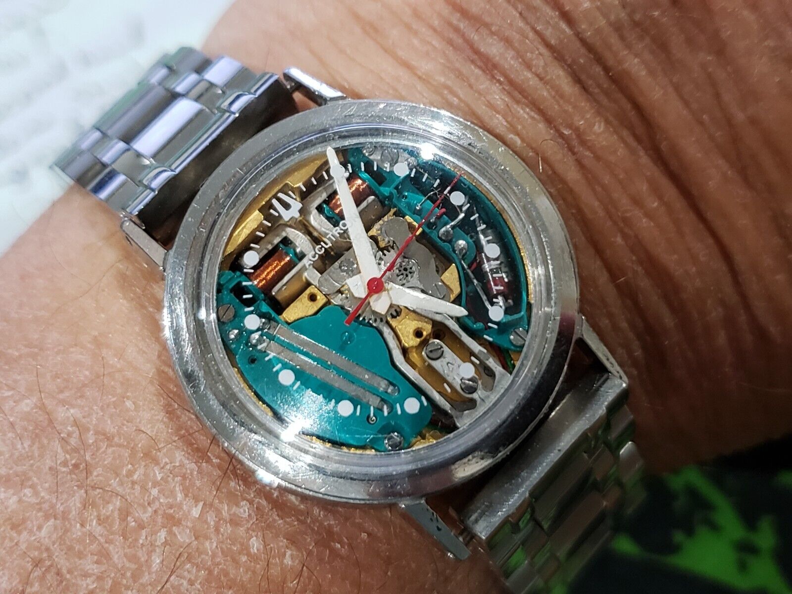 Bulova hotsell spaceview 214