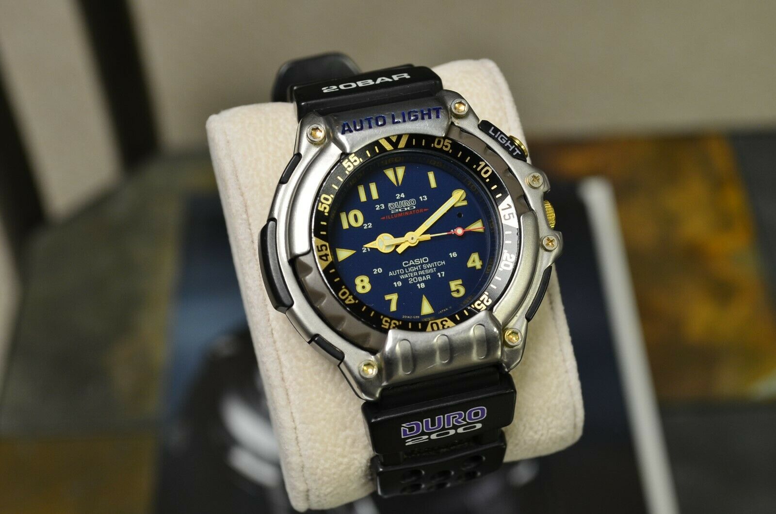 CASIO DURO200 ILLUMINATOR AUTO LIGHT 腕時計 CASIO DRO-210 DURO 200 SHROUDED DIVE WATCH ILLUMINATOR 200M JDM