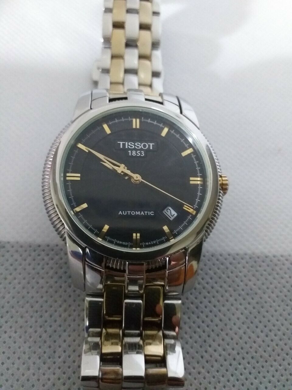 Tissot Men s Automatic Watch R463 363 Date Sapphire Crystal