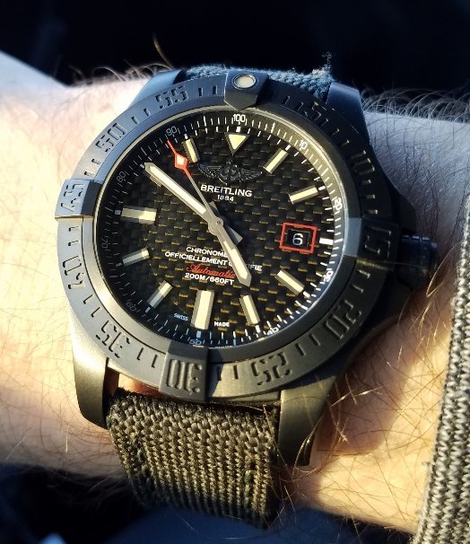 Breitling avenger blackbird discount carbon fiber dial