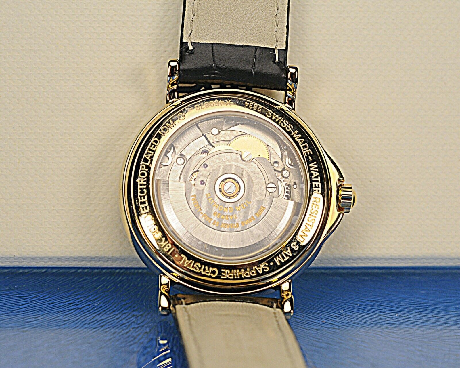 Maestro Tradition 18K Gold Watch - Store US - Raymond Weil