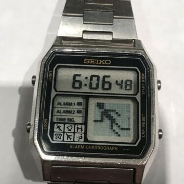 Seiko D138 4009 JAPAN -Vintage Dot Matrix Running Man Plane Bell LCD Watch  | WatchCharts