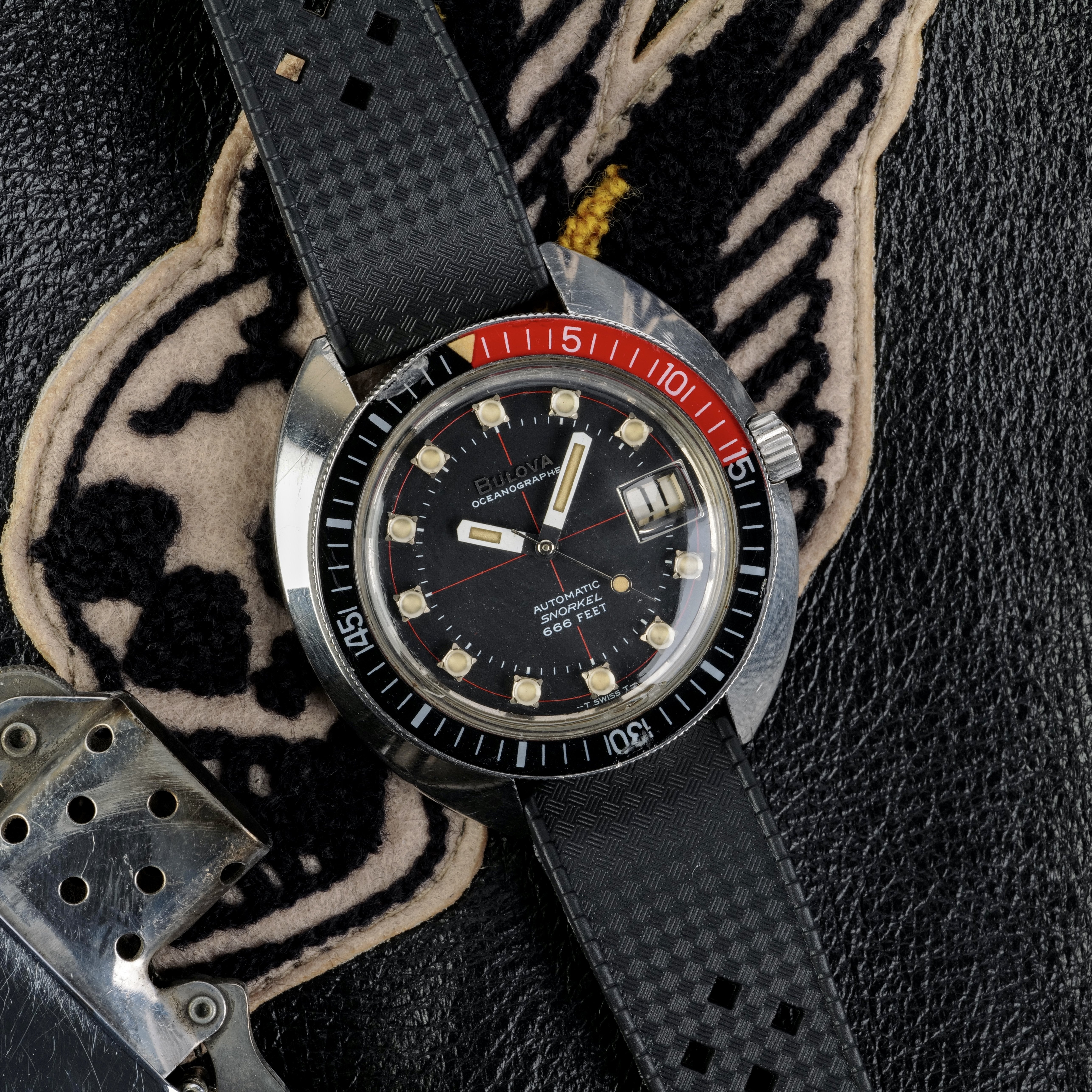 Bulova snorkel 666 on sale reissue