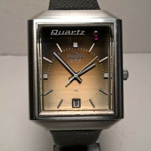 Vintage SEIKO V.F.A. 3922-5010 初期モデル Seiko QML013 3922-5010 V.F.A. High Accuracy Quartz (70's i-Watch