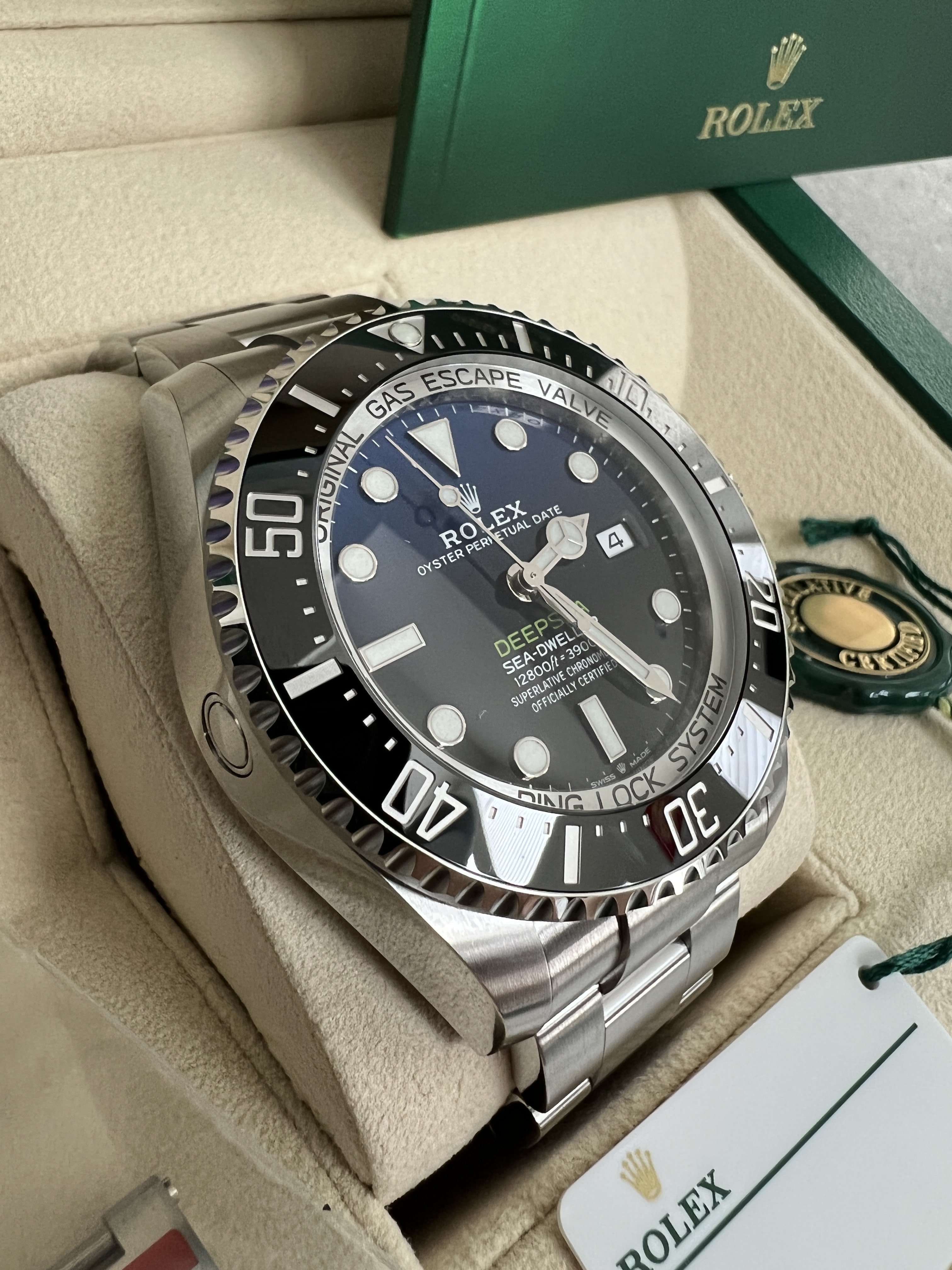 Rolex 136660 deepsea dweller dssd dblue | WatchCharts Marketplace