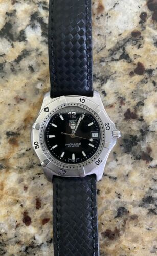 TAG HEUER 2000 Classic Quartz 200m Professional Diver WK1110 0