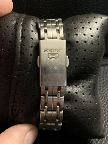 ‼️SEIKO‼️ 5 自動巻き時計 レディース シルバー　日本製4207-01A0 SEIKO‼️ 5 自動巻き時計 レディース シルバー 日本製4207-01A0