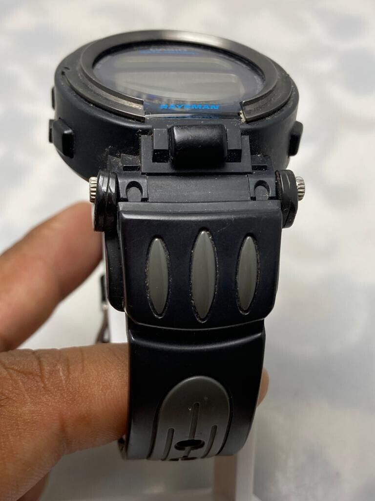 Vintage Casio G-Shock 1803 DW-9300 Raysman Data Memory Vintage Casio G-Shock 1803 DW-9300 Raysman Data Memory