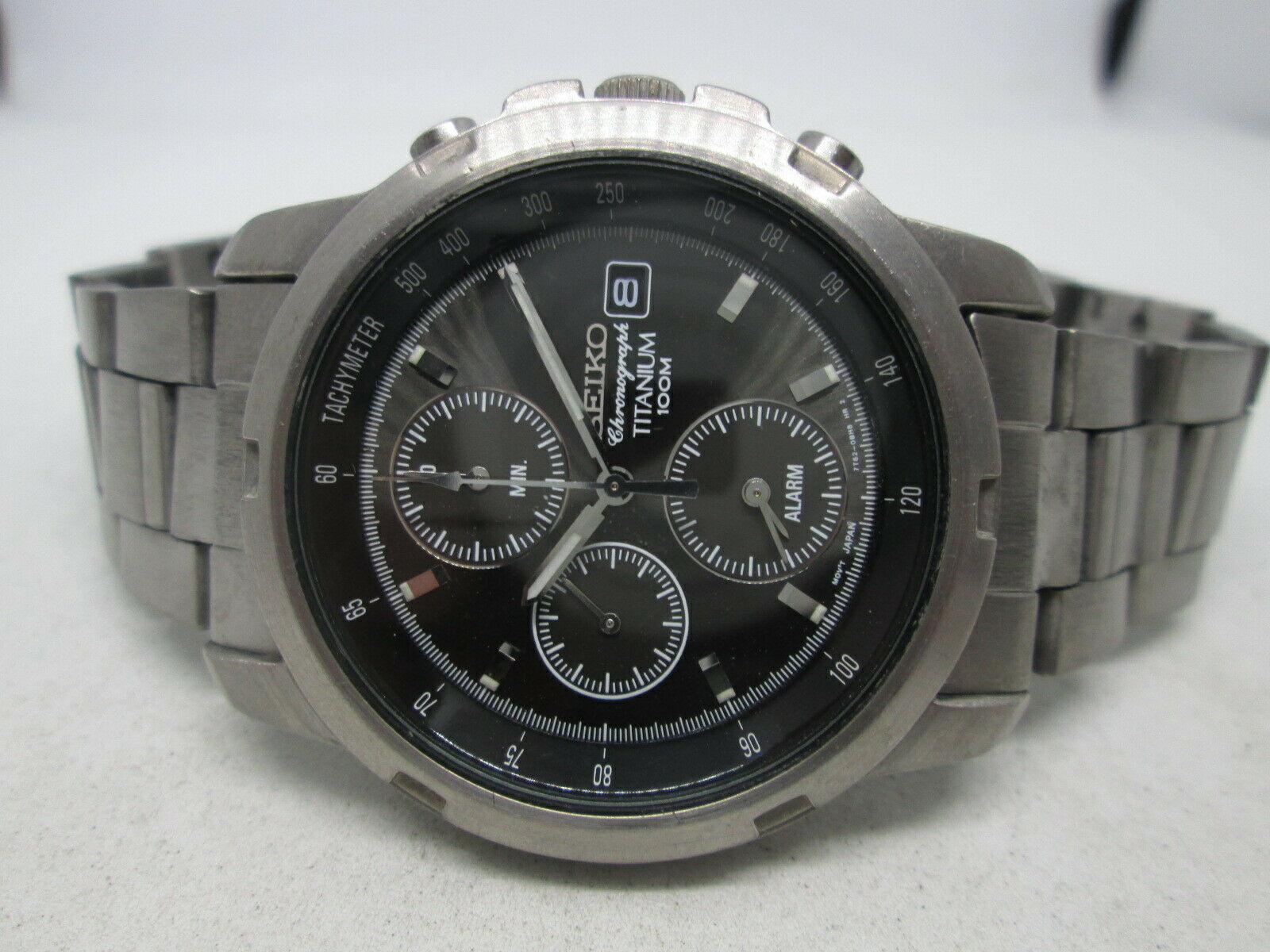 Seiko chronograph titanium on sale 100m