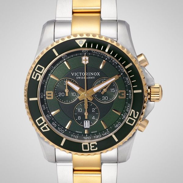 Victorinox Swiss Army Maverick Green Dial 241693 Quartz Chronograph Men S Watch Watchcharts