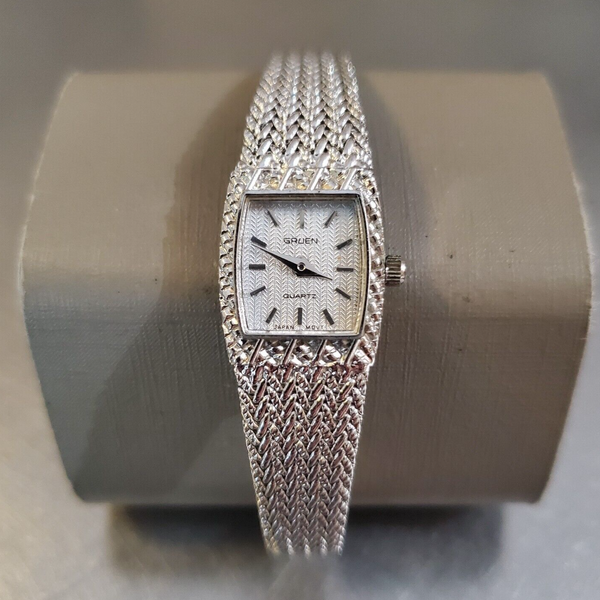 Vintage GRUEN Watch Women's Silver Tone Quartz Japan