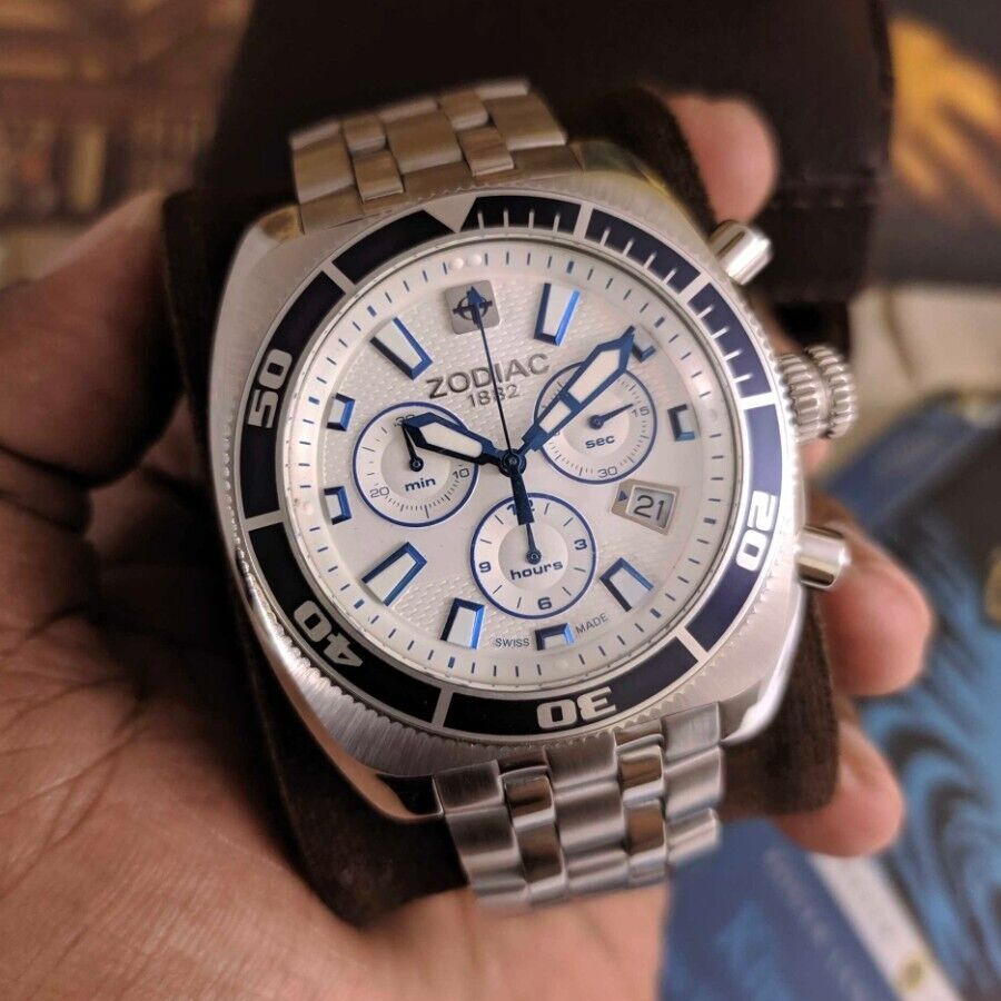 RARE ZODIAC DESERT FALCON Z04501 Chronograph Quartz Swiss Made Men