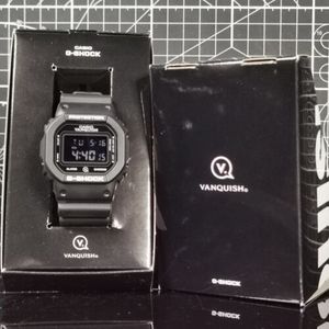 Casio G-Shock VANQUISH DW-5600 ???????? Exclusive Made Black White