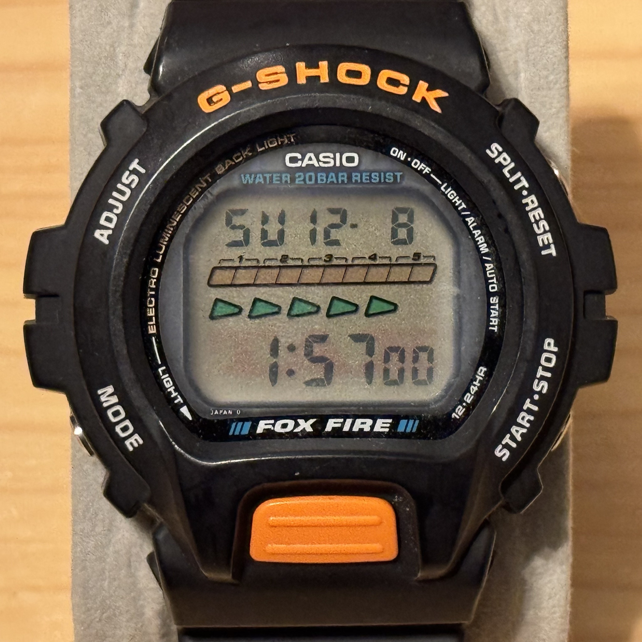 CASIO G-SHOCK DW-6600B FOX FIRE