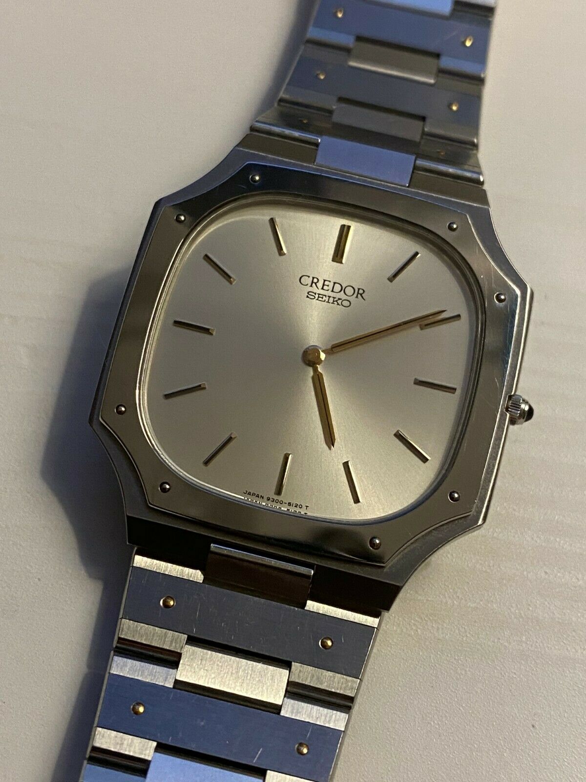 Seiko Credor 9300-5070 - Ultrathin (4mm) Integrated Bracelet Watch (NO  RESERVE) | WatchCharts