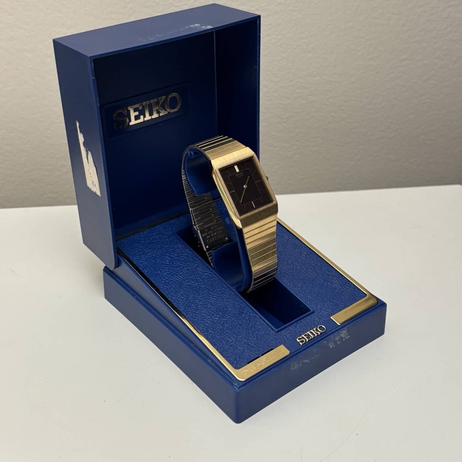 Neo Vintage 1984 SEIKO Tank 6530-5420 Gold Tone Black Dial Quartz