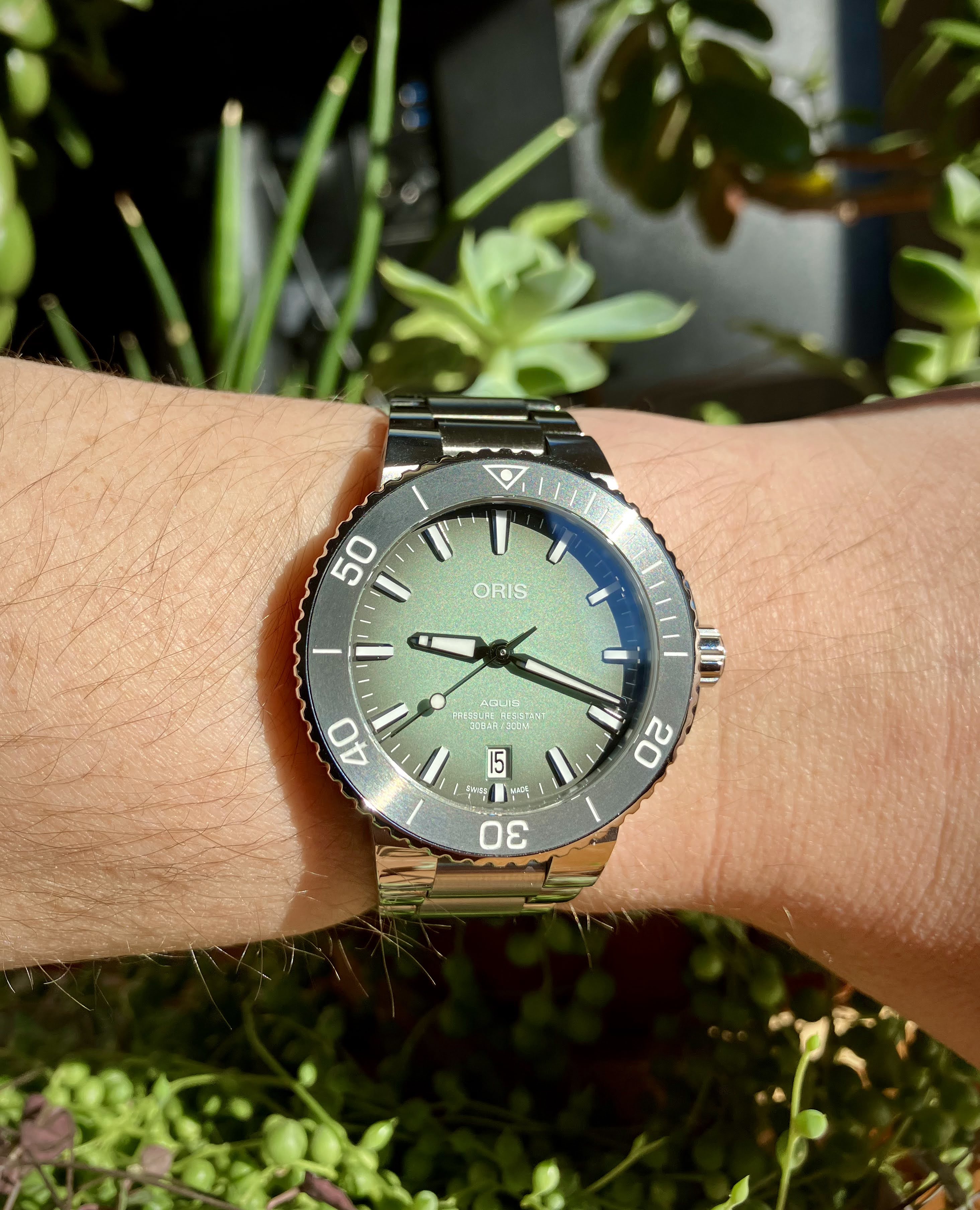 Oris aquis green outlet 39.5