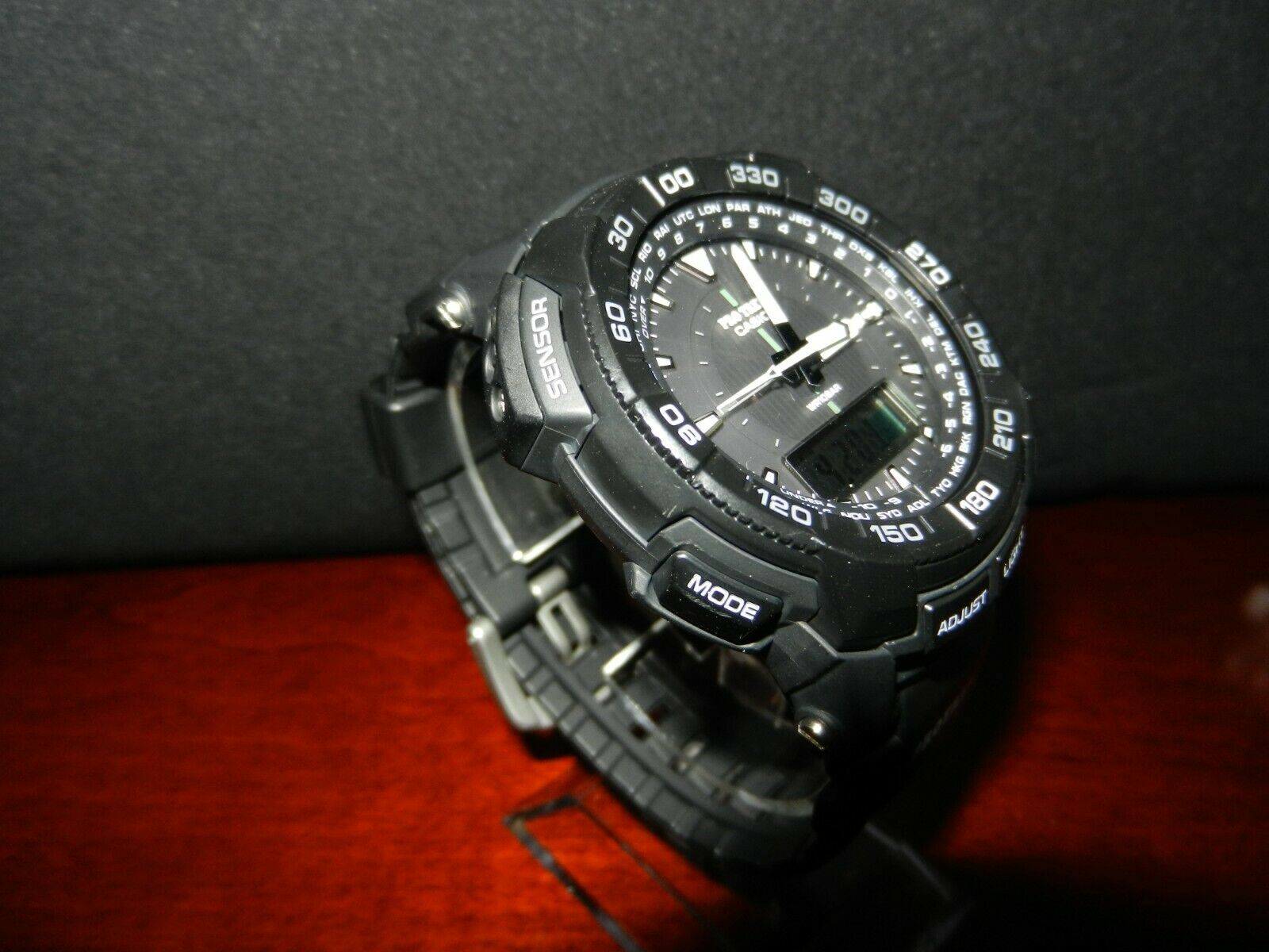 casio protrek 5213 prg 550