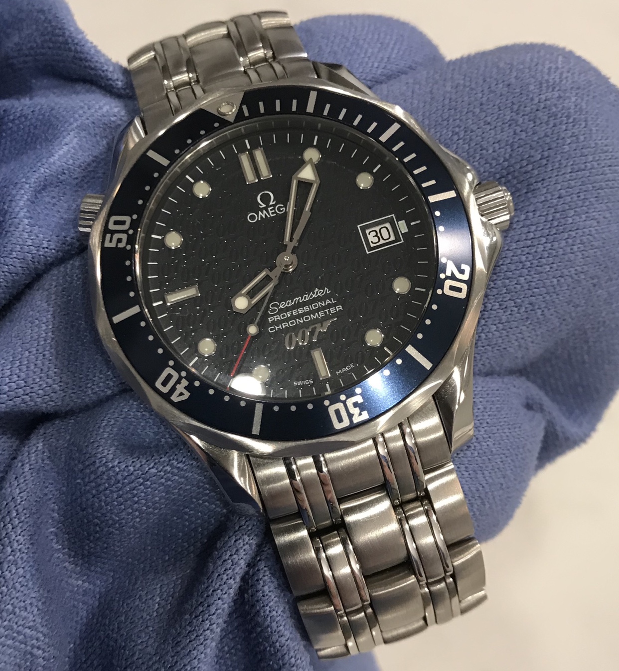 FS Omega Seamaster 300 James Bond 40th Anniversary Limited Edition WatchCharts Marketplace