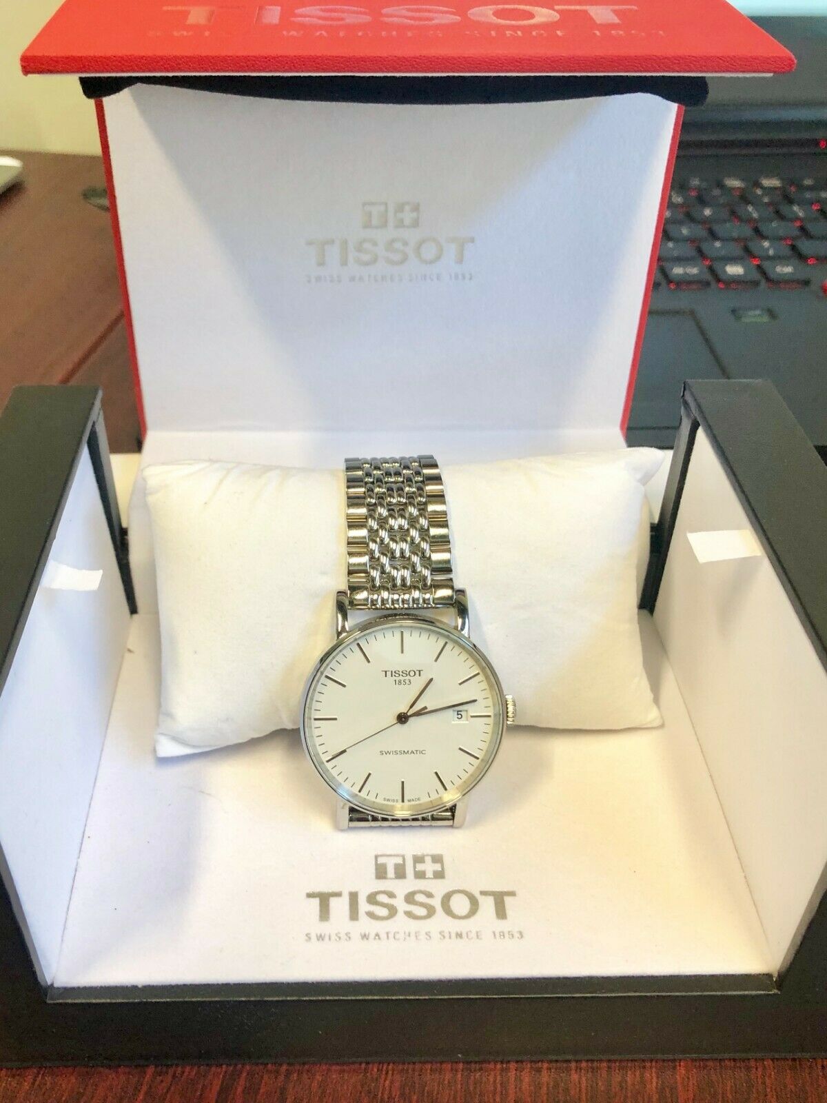 t1094071103100