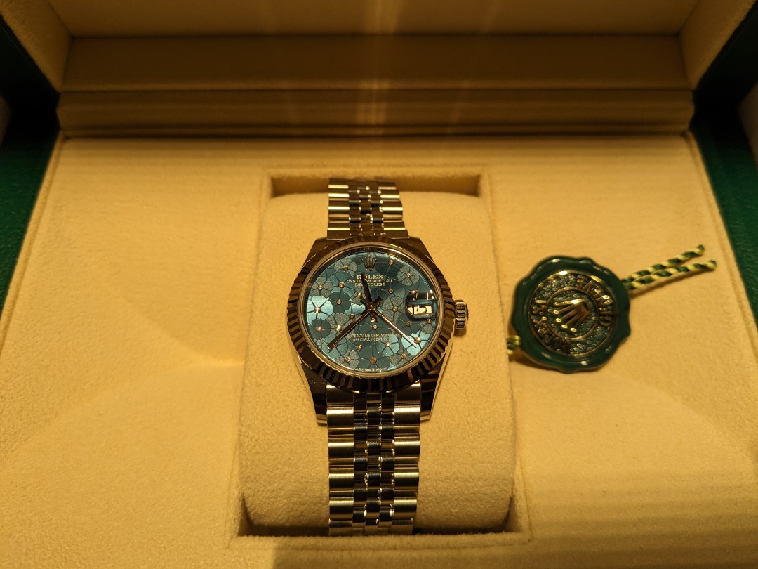 Flower setting online rolex