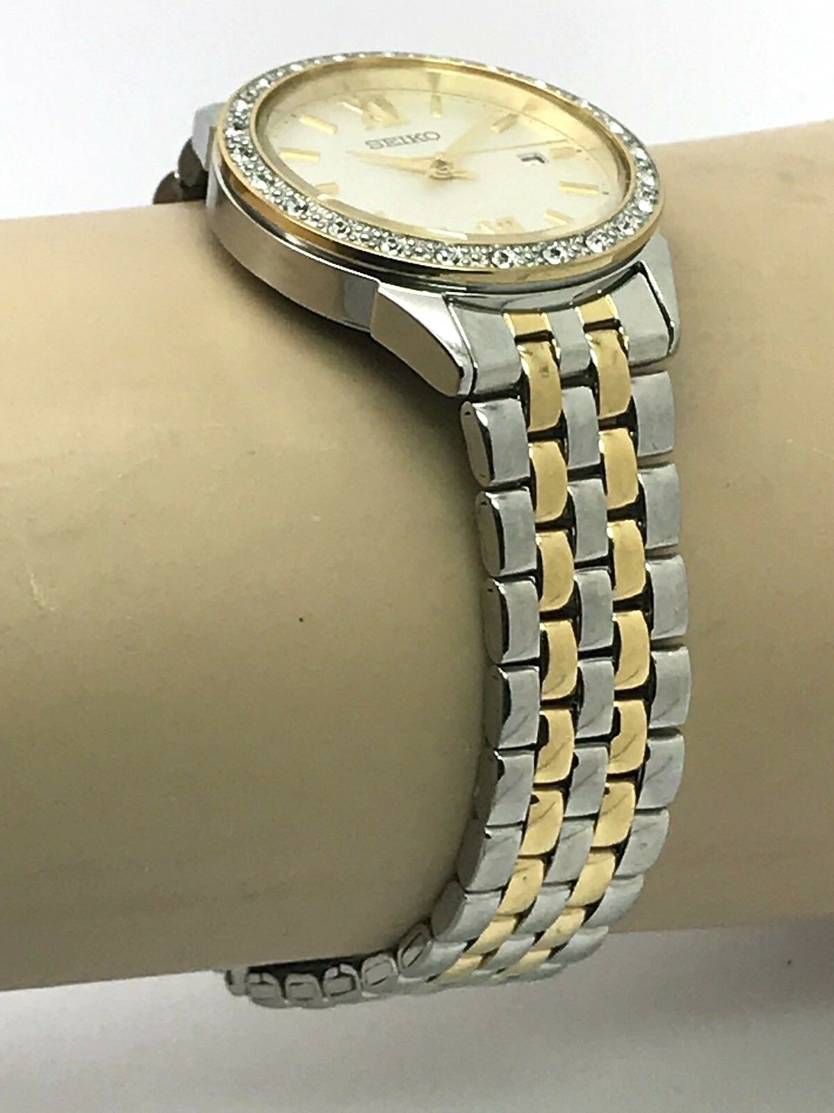 Seiko 6N22 00H0 Swarovski Stainless Steel Date Two Tone Silver