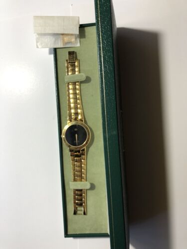 Gucci 3300m outlet watch value