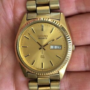Vintage SEIKO Men's Gold Tone Band Day Quartz Watch 5Y23-8A60-A4 SQ |  WatchCharts