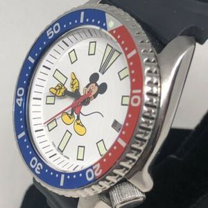 Seiko Mickey Mouse Scuba Diver's 150M Date Men's Watch 7002-7000, Pepsi  Bezel | WatchCharts