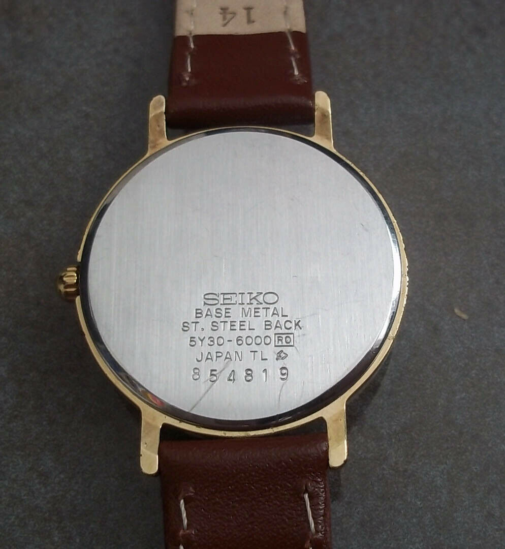 Seiko gold tone women's unisex watch 5Y30-6000 new battery and