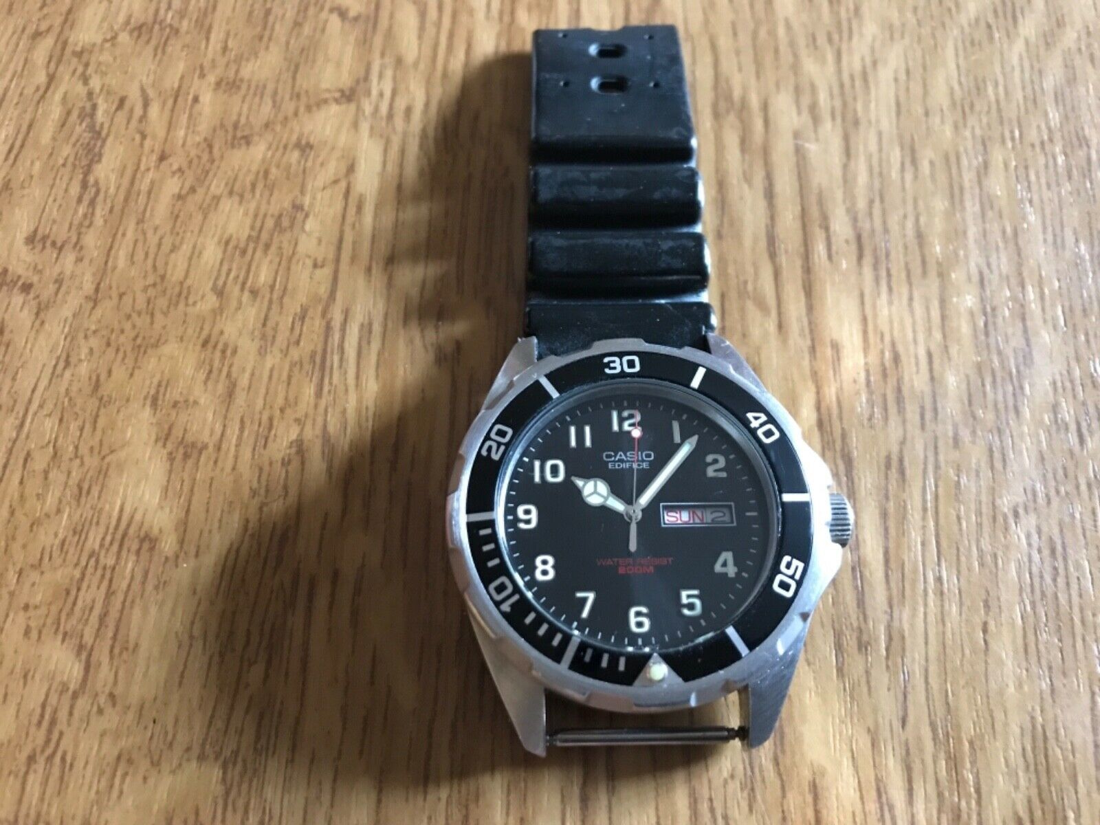 edifice divers watch