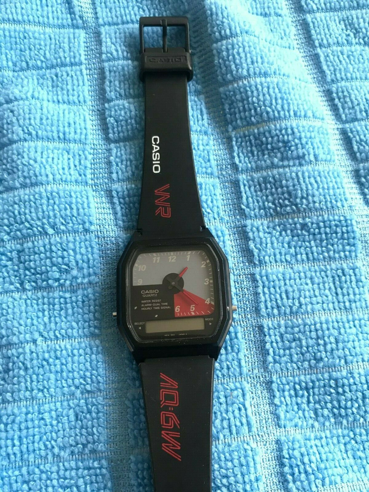 casio analogue vintage watch