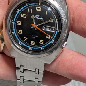 WTS] Seiko 5 Sports 7019 6040 on (original?) bracelet XGA 151 with