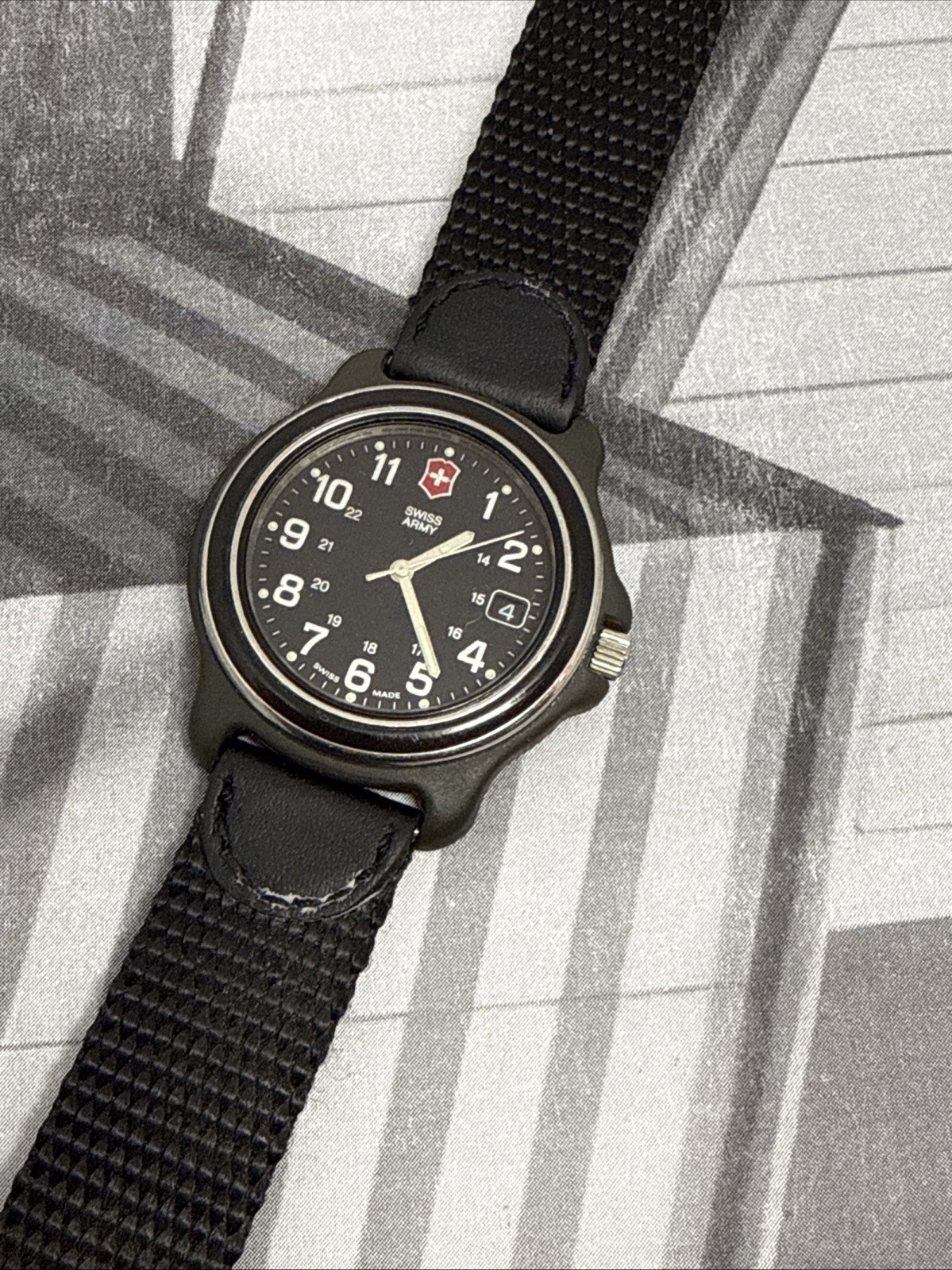 1990s Victorinox Swiss Army CLASSIC Field Watch Black Bezel Watch