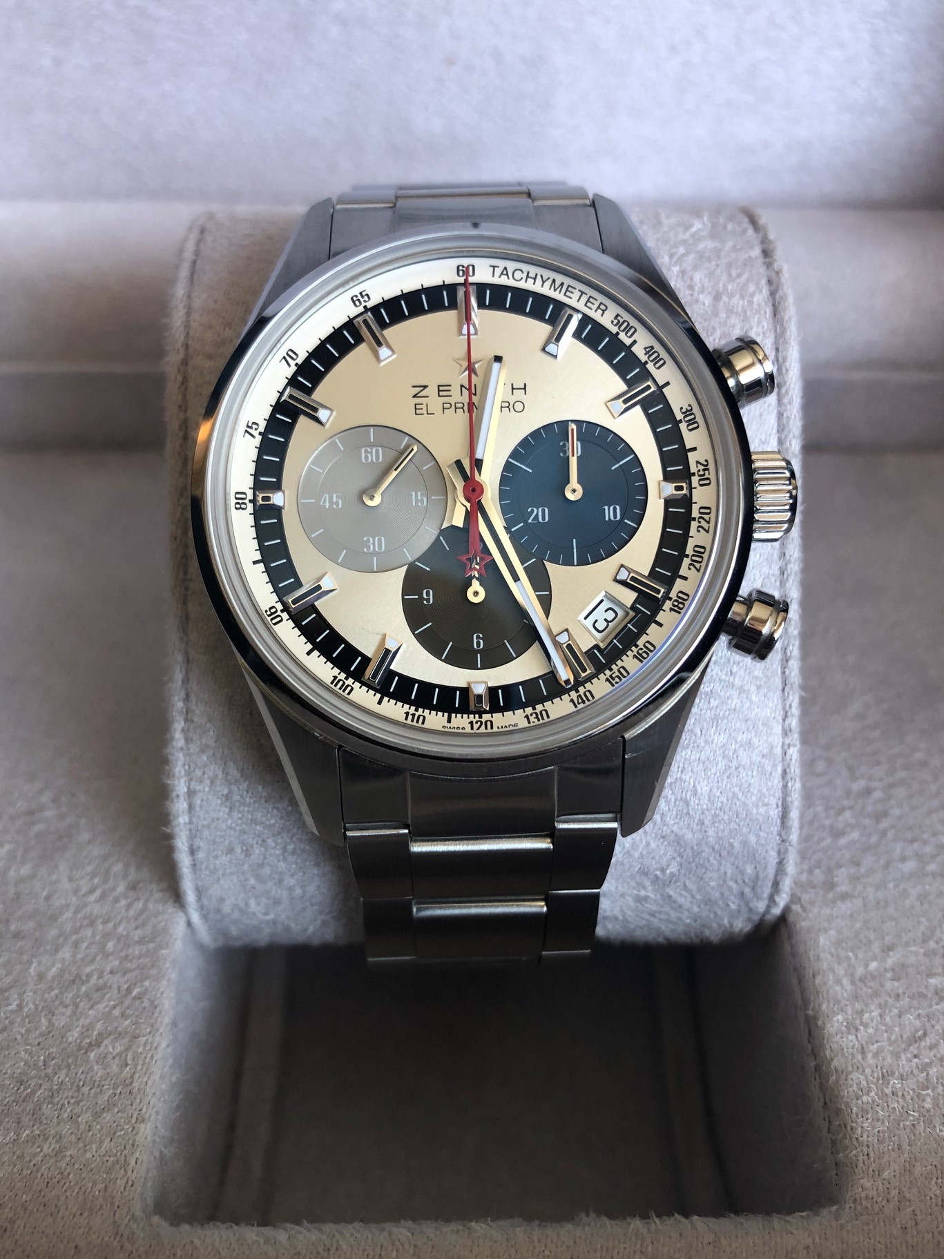 Zenith Chronomaster El Primero 38mm on Bracelet + 2 OEM Alligator ...