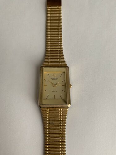 SEIKO Square Ladies Vintage Wrist Watch Gold Tone Quartz Box SEIKO Square Ladies Vintage Wrist Watch Gold Tone Quartz Box