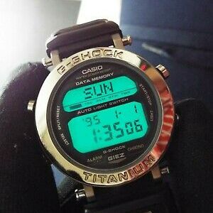 CASIO VINTAGE DIGITAL WATCH G-SHOCK TITANIUM DIVER 200M GS-100