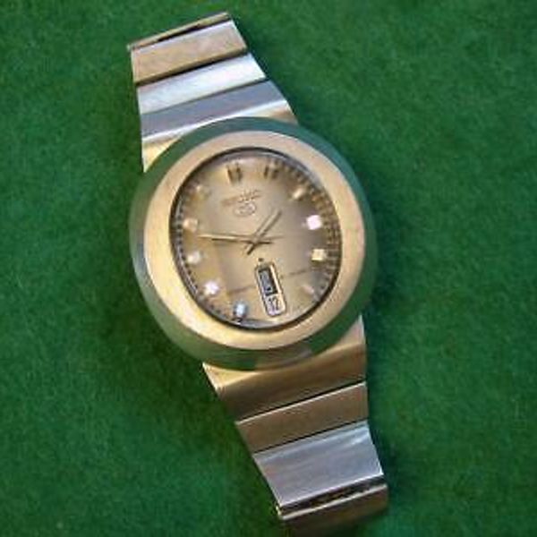 1973 Stainless Steel SEIKO 5, 6119-5450 Auto Day / Date with Vertical  Calendar | WatchCharts