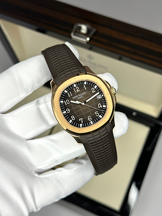 FS: 5167R Patek Philippe Aquanaut Rose Gold MINT CONDITION/COMPLETE SET ...